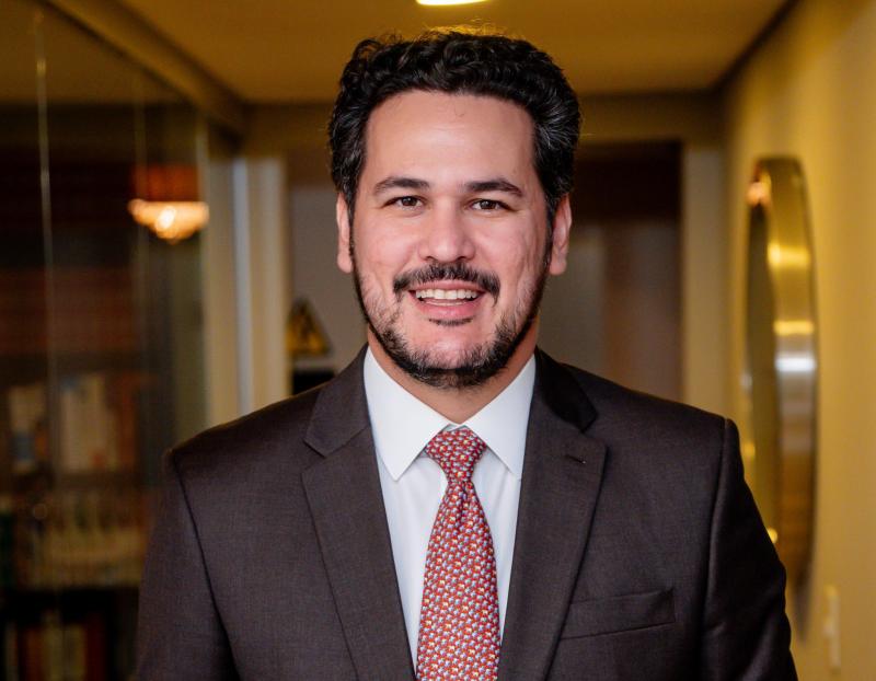 Dr. Daniel Colnago lançará seu livro sobre liminares, no idioma espanhol