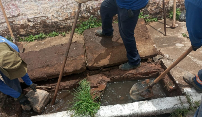 Prefeitura orienta que população evite descarte de lixo nas vias públicas