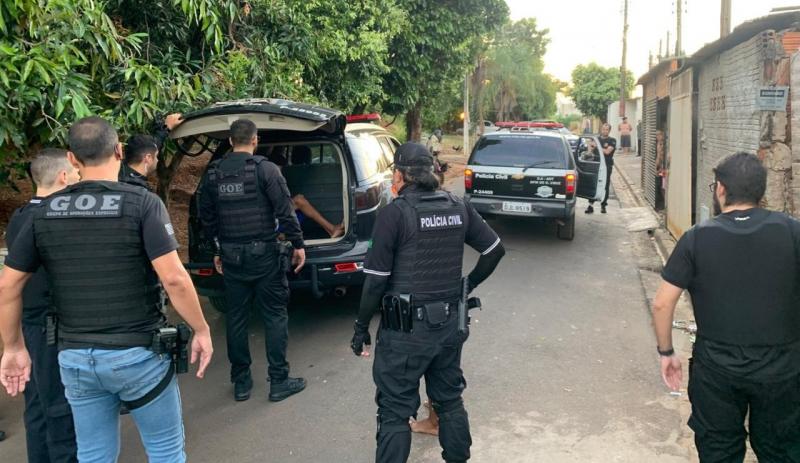 Acusado foi capturado em cumprimento de mandado judicial, nesta segunda-feira