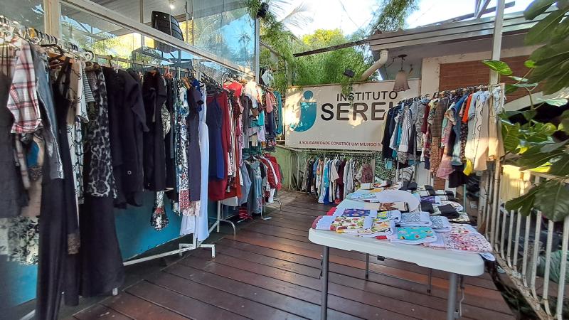 Brechó do Kilo será realizado neste sábado (31), na sede do Instituto Sereia, em Prudente