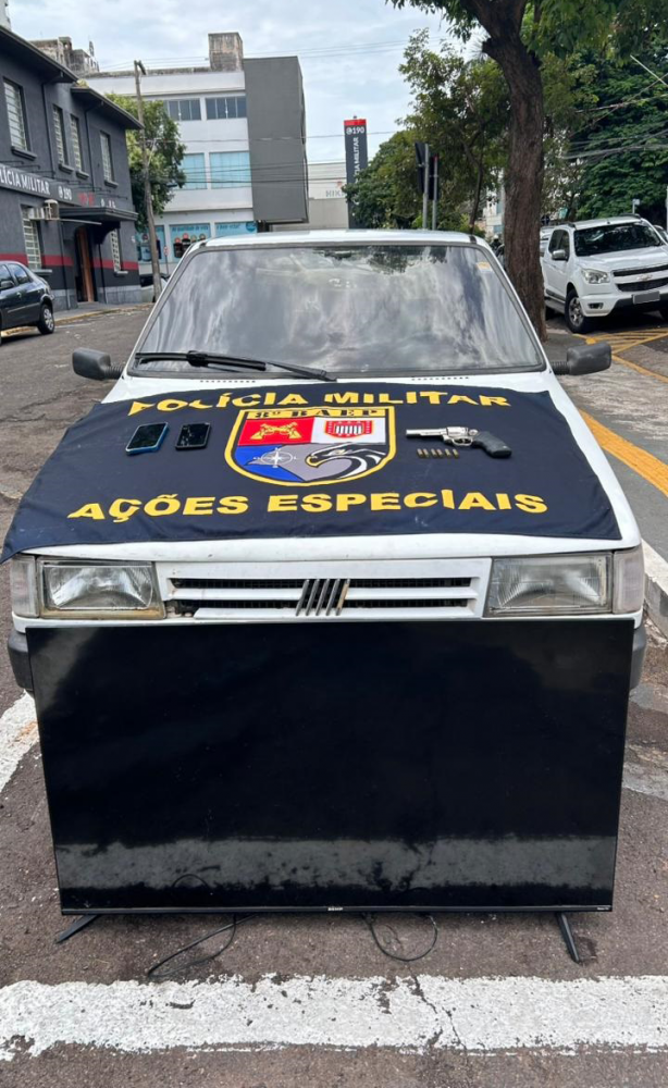 Televisor subtraído e carro utilizado no crime foram apreendidos