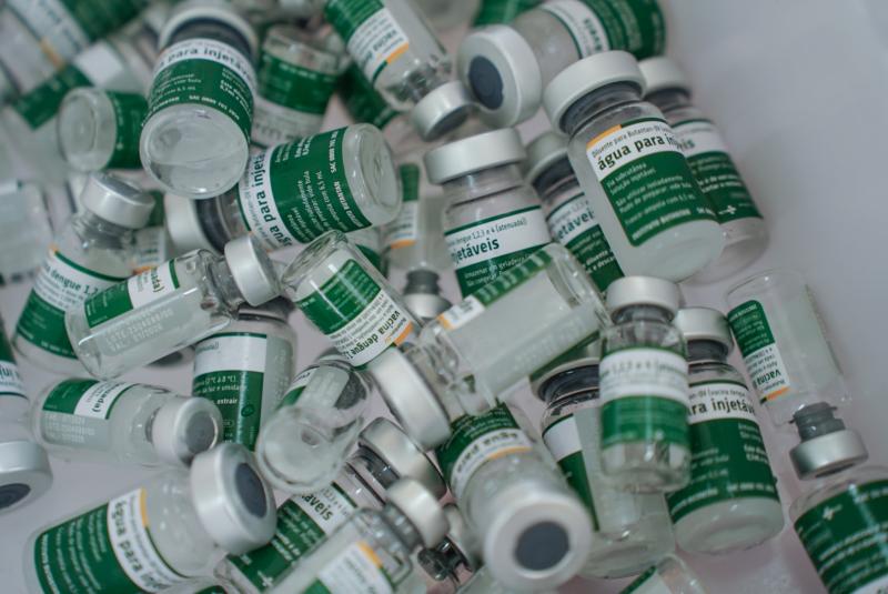 Vacina do Butantan é a primeira do mundo em dose única e que induz proteção contra os quatro sorotipos da dengue