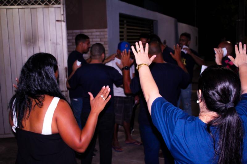 Foram compartilhadas mensagens de fé, palavras de encorajamento e realizados momentos de oração