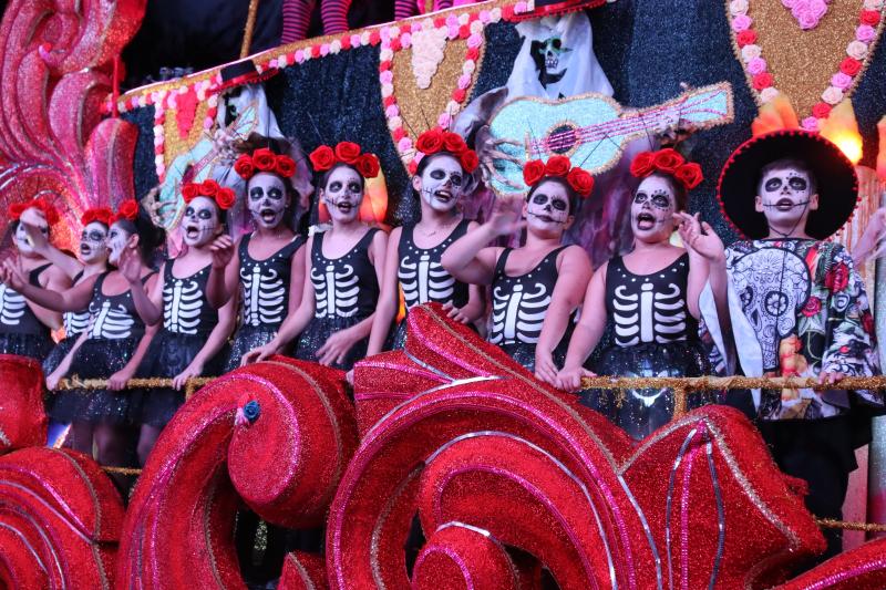 Samba-enredo da escola vencedora, “Cores de um povo imortal”, teve como tema o México