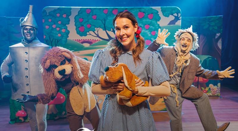 uma produção teatral infantil cheia de magia, encanto e personagens inesquecíveis