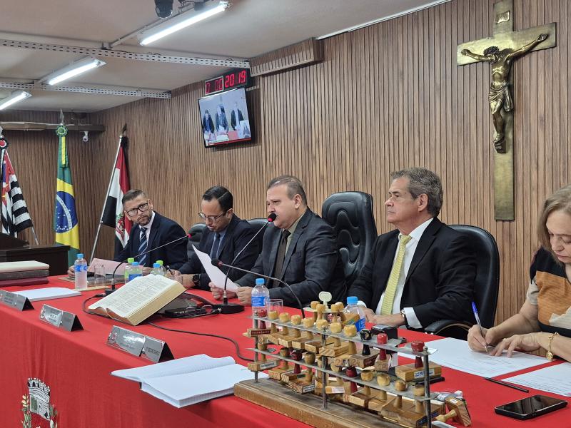 Parlamentares deliberaram 29 requerimentos de providência e informações