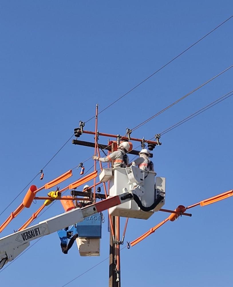 Há situações em que o desligamento programado é indispensável para garantir a segurança dos profissionais, da comunidade e do próprio sistema elétrico