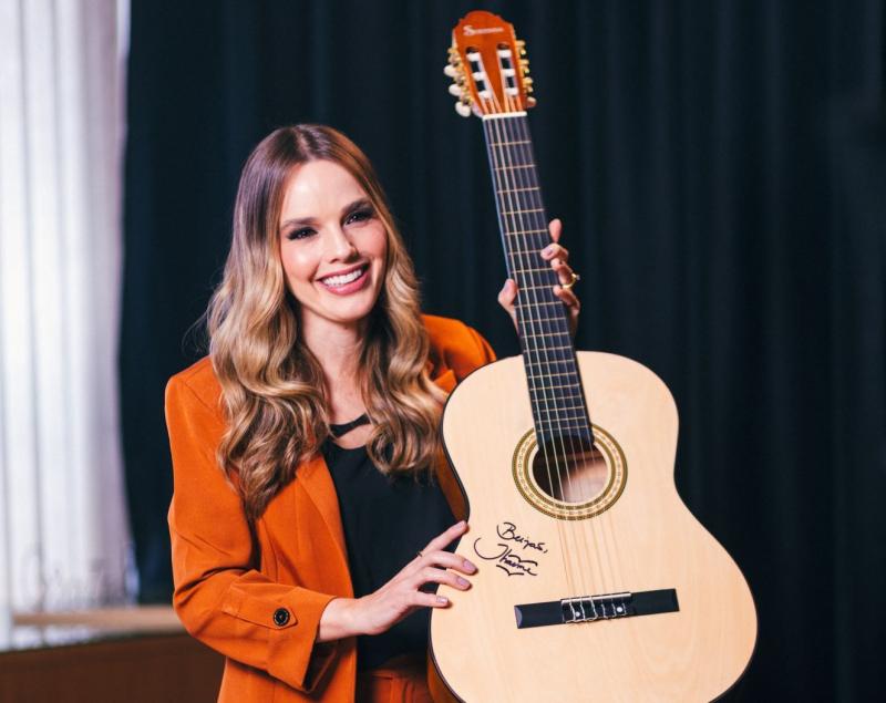 A cantora prudentina Thaeme