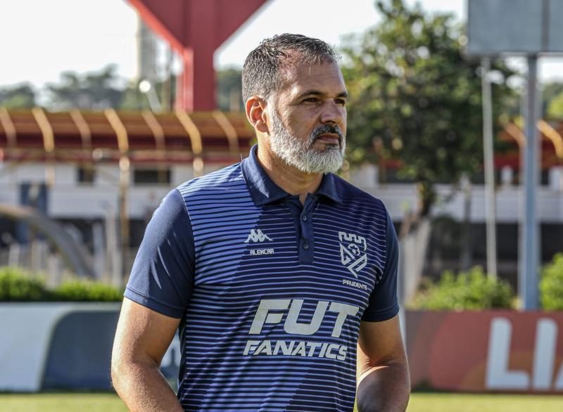 Francisco Alencar, coordenador de base do Grêmio Prudente