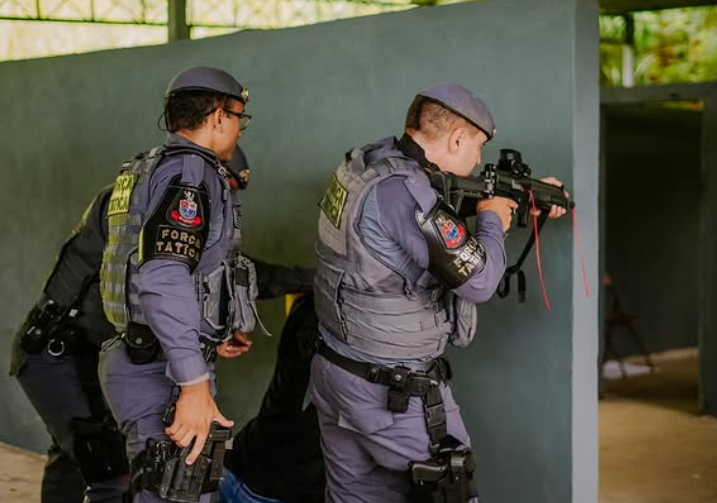 Equipe se destacou em simulação de ocorrência de roubo à residência com dois indivíduos armados
