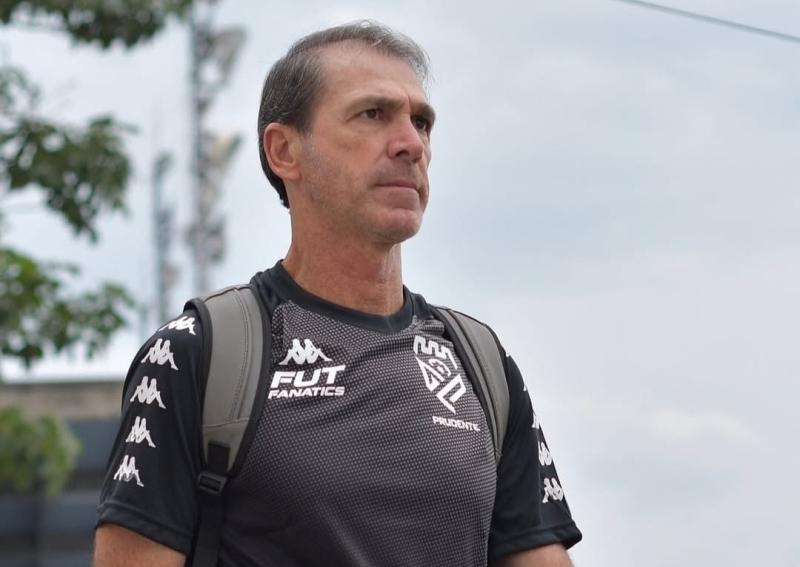 Luciano Dias se despediu do Grêmio Prudente