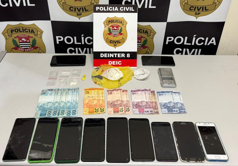 Casal foi surpreendido com cocaína, dinheiro e diversos celulares no Jardim Guanabara