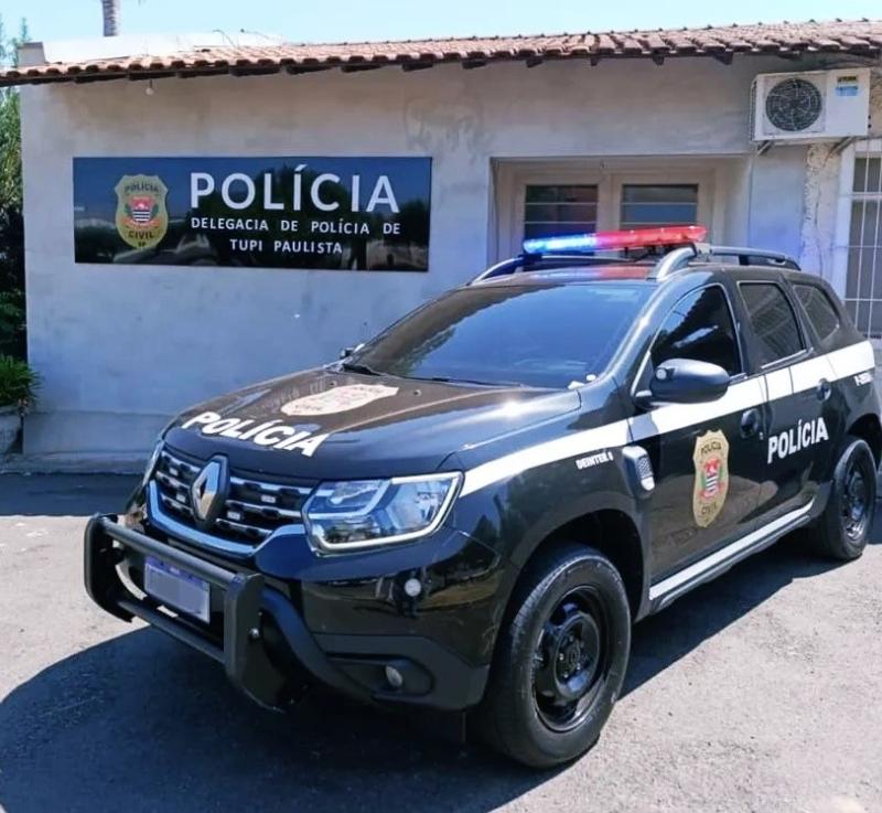 Genitora do menor acompanhou ação policial e esteve presente durante condução até unidade policial