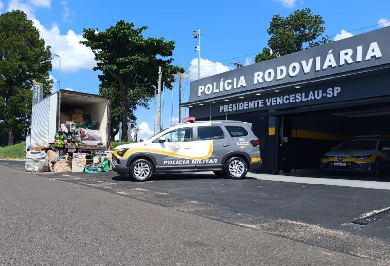 Produtos diversos, como eletrônicos, bebidas e medicamentos foram localizados em vistorias