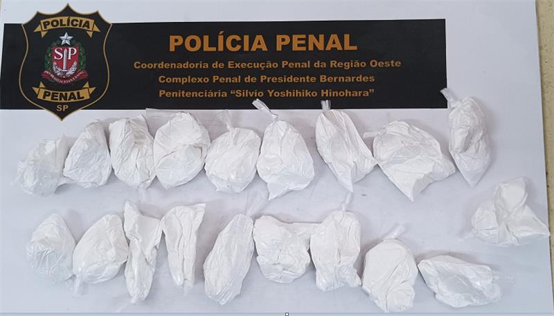 Visitantes de presos alojados em Presidente Bernardes foram surpreendidas com cocaína e maconha