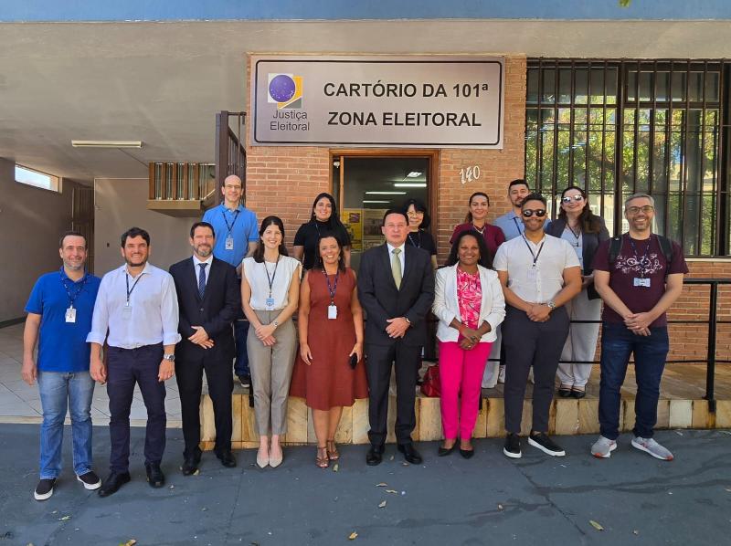 Na última segunda-feira, 101ª ZE, com cerca de 76 mil eleitores, recebeu a equipe de inspeção