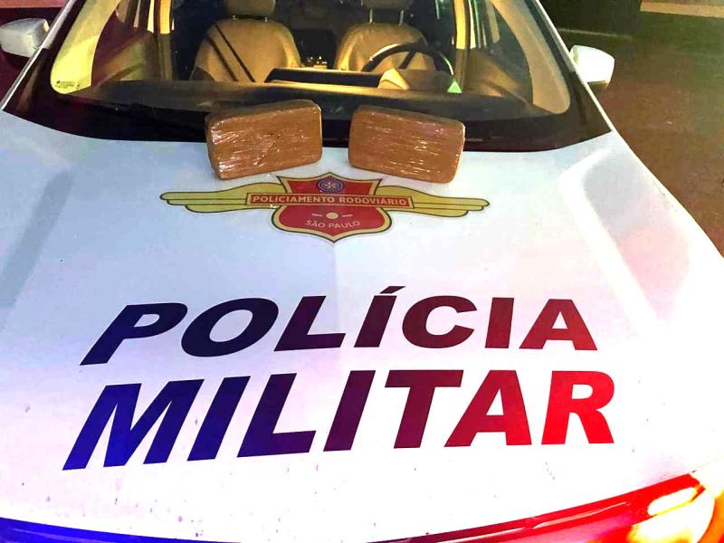 Durante vistoria, TOR localizou dois tabletes de pasta base de cocaína, que somaram 2,1 quilos