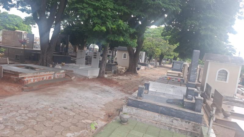 Pequenas reformas no Cemitério São João Batista serão permitidas até 7 de maio