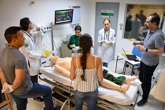 Capacitação prepara profissional para atender casos de pacientes com parada cardiorrespiratória