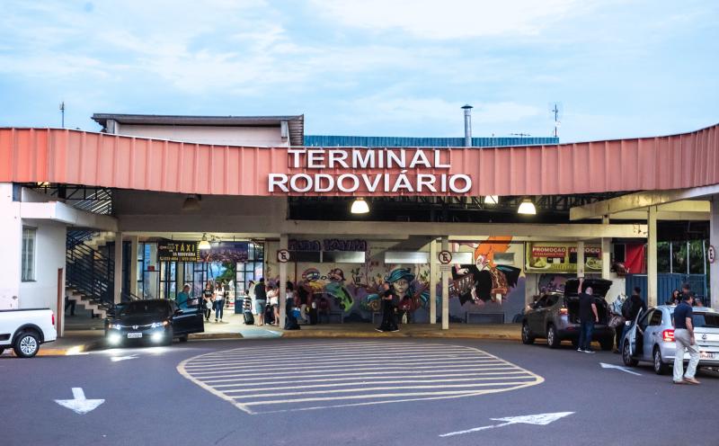 Vítima foi ao terminal rodoviário comprar entorpecente onde conheceu parte do grupo que o agrediu