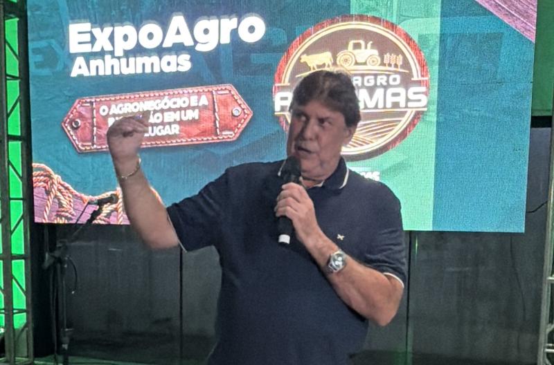 Prefeito Adailton Menossi: “Nossa feira não tem shows; ela é toda voltada para o negócio, para palestras e cursos. É uma ExpoAgro voltada ao agricultor e ao pecuarista