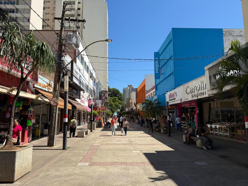 Dia das Mães terá atendimento em horário especial no comércio prudentino