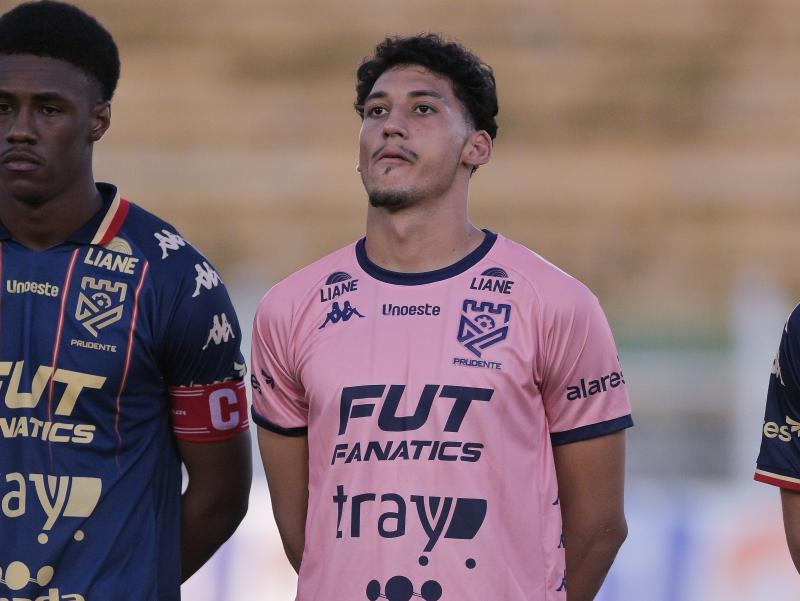 Marco passou por uma cirurgia nas amígdalas; para ele, retornar aos treinos “é uma felicidade só”