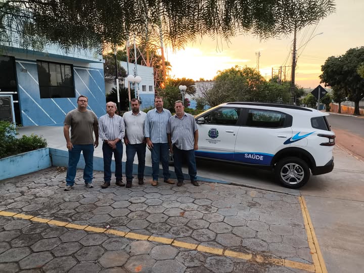 Ribeirão dos Índios recebe veículo para transporte de pacientes