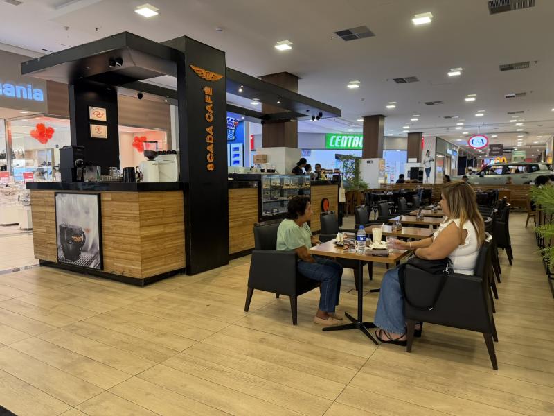 Scada Café, ponto de encontro para o cafezinho, no Prudenshopping
