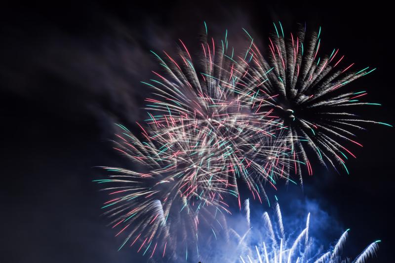 Texto proíbe soltura de fogos com estampido em espaços públicos e privados