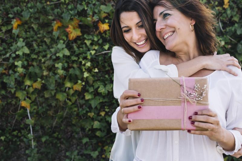 Com Dia das Mães, comércio inaugura melhora nas vendas, que deve perdurar no decorrer do ano