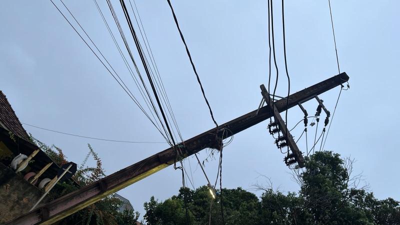 Prudente teve dois acidentes com postes entre sábado e esta segunda