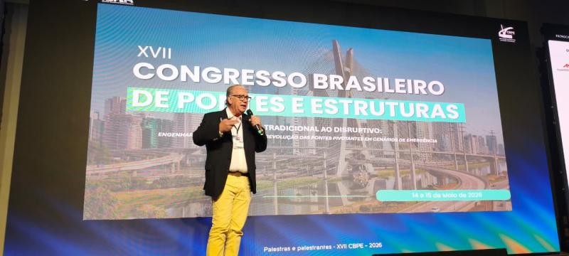 PROFESSOR ENGENHEIRO FERNANDO CESAR HUNGARO, NO XIV CONGRESSO BRASILEIRO DE PONTES E ESTRUTURAS
