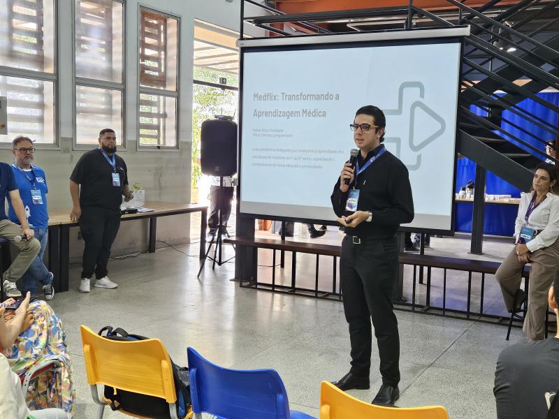 Natan Rosa, estudante de Medicina, criou plataforma em conjunto com egressos de Ciência da Computação