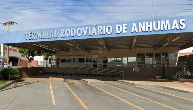 Acidente ocorreu no fim da tarde desta terça-feira, no Terminal Rodoviário