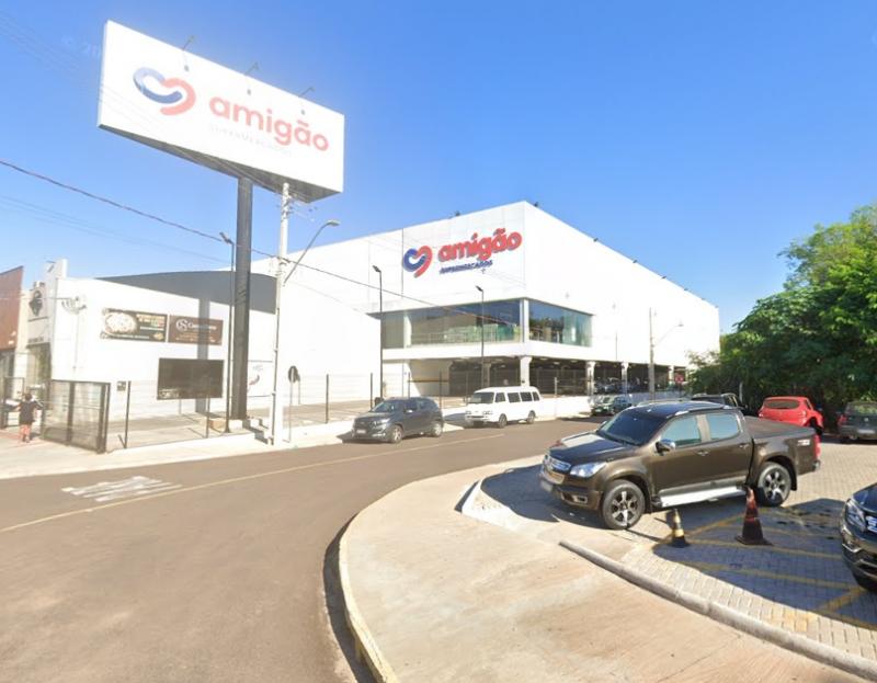 Loja do Amigão fica na Avenida Joaquim Constantino, na Vila Formosa