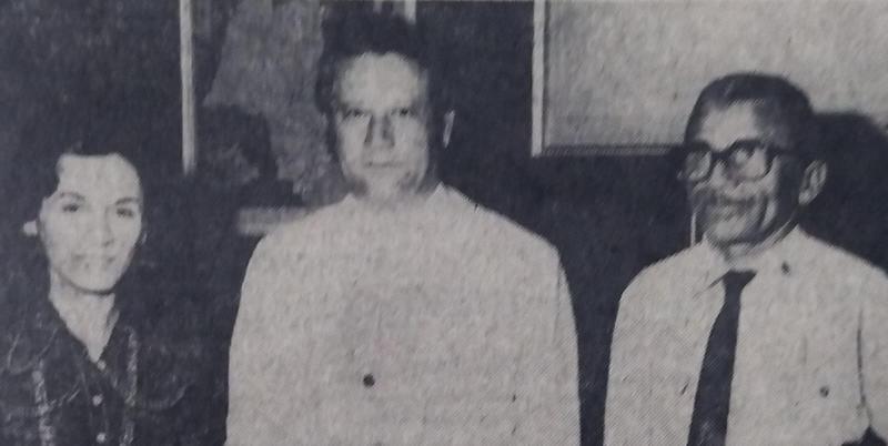 Na foto, tirada no gabinete pelo nosso companheiro Rebelato, prefeito Walter Leme Soares, assistente social Marilene Bechara e o novo comandante da Polícia Militar