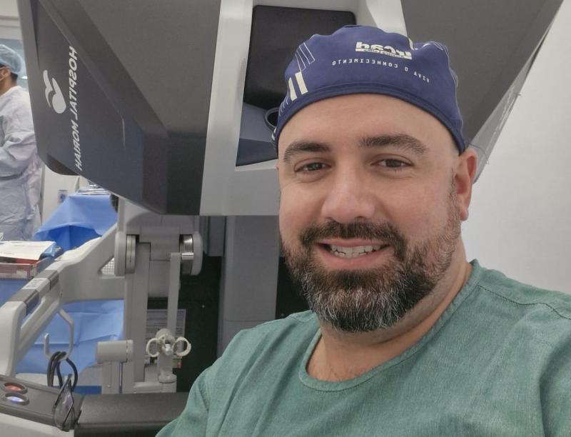 Formado pela Unoeste, Dr. Rafael Mello é considerado um dos principais especialistas da cirurgia robótica no Brasil