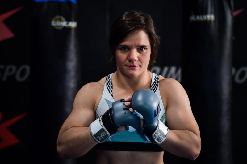 Sorriso faz em média 3 trabalhos por dia, entre preparação física, MMA, muay thai, jiu-jitsu e trabalhos específicos