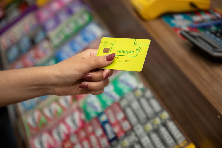Doze empresas estão disponíveis para escolha pelos servidores municipais