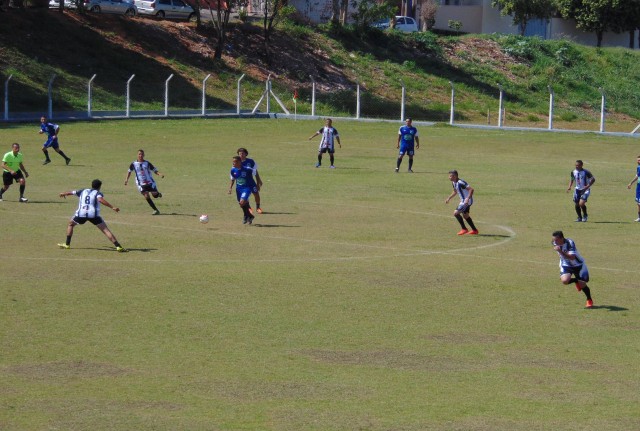 Projeto tem como objetivo incentivar a prática esportiva, promovendo o desenvolvimento físico e social dos participantes