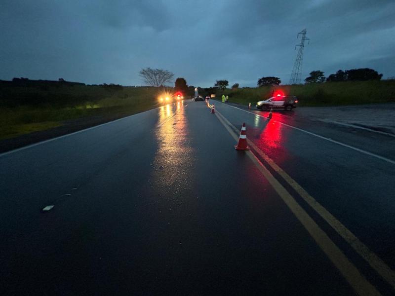 Acidente ocorreu na madrugada deste sábado, na Rodovia Comandante João Ribeiro de Barros