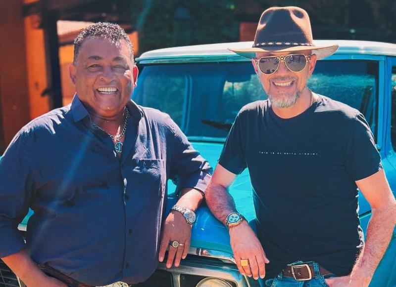 Dupla sertaneja, Durval & Alladin, encerra a programação do festival, em 16 de agosto