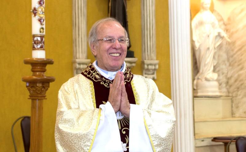Padre Jerônimo se aposentará nas próximas semanas