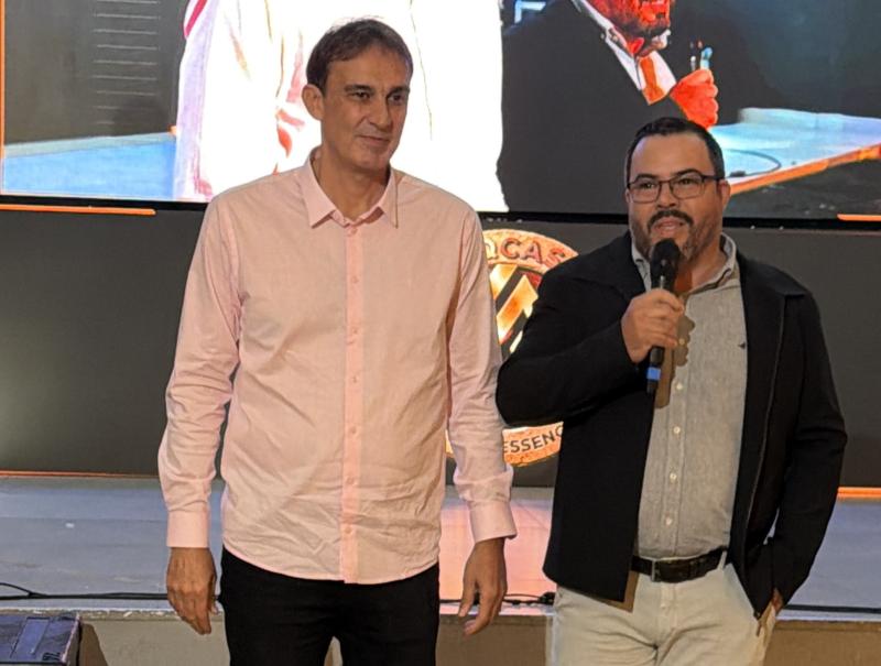  Ricardo Camuci e Valter Cizzati (vice-presidente e presidente do Núcleo) acolheram os convidados e destacaram a evolução da associação