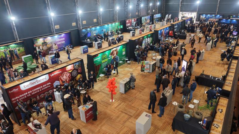 Evento em Prudente consolidou-se como vitrine de negócios e conhecimento técnico