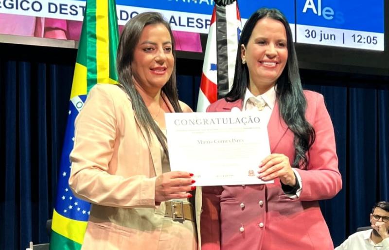 Mania Pires, relações institucionais do HE, recebe homenagem na Assembleia Legislativa