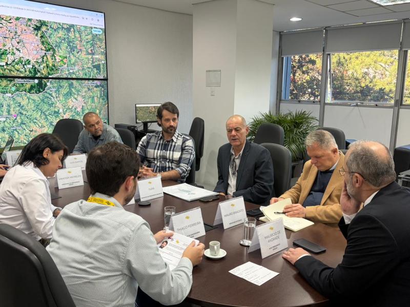 Reunião no DER discutiu duplicação da Ângelo Rena, via de ligação entre Prudente e Regente Feijó