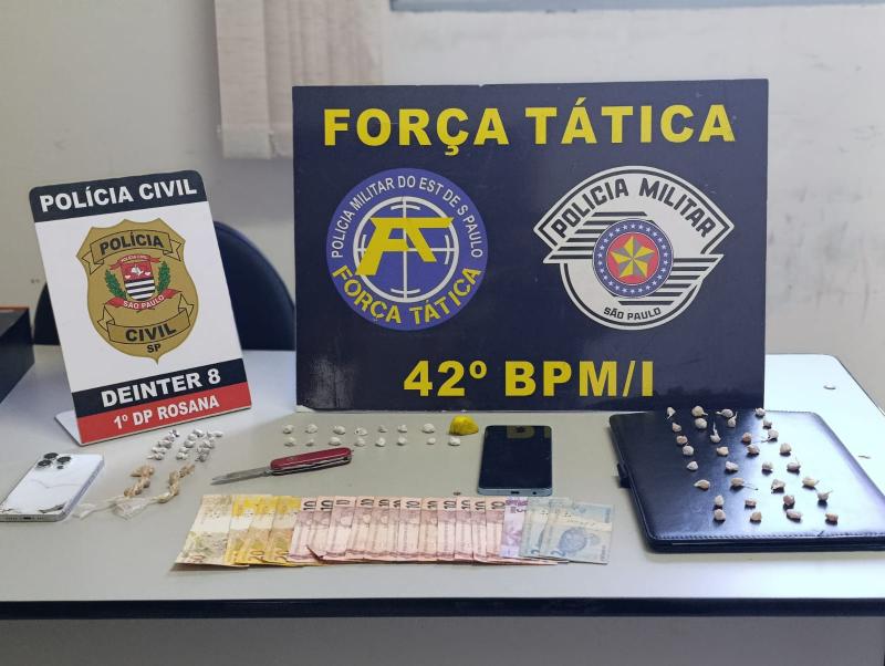 Ação que envolveu o Canil da PM apreendeu 76 porções de crack, dinheiro e aparelhos celulares
