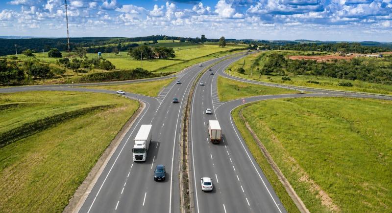 SP-270 deve receber 167 mil veículos, entre Paraguaçu Paulista e Presidente Epitácio, até domingo